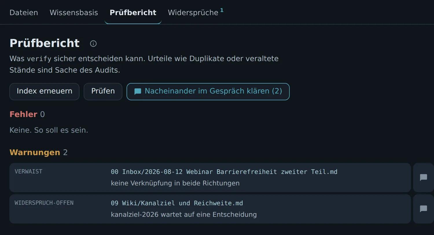 Ansicht Prüfbericht: null Fehler, zwei Warnungen, eine verwaiste Seite und ein offener Widerspruch, jeweils mit Dateipfad